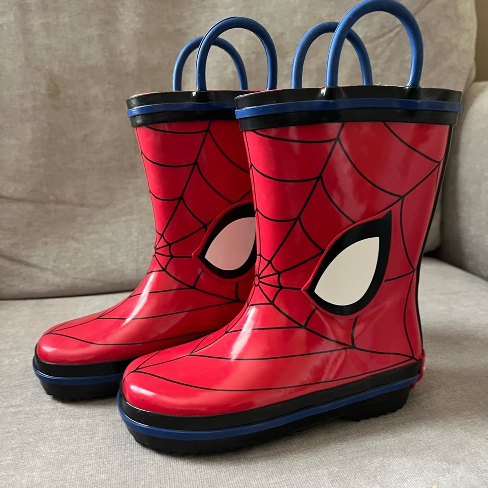 NWOT Spiderman Toddler Rain Boots, Dual Size 5/6